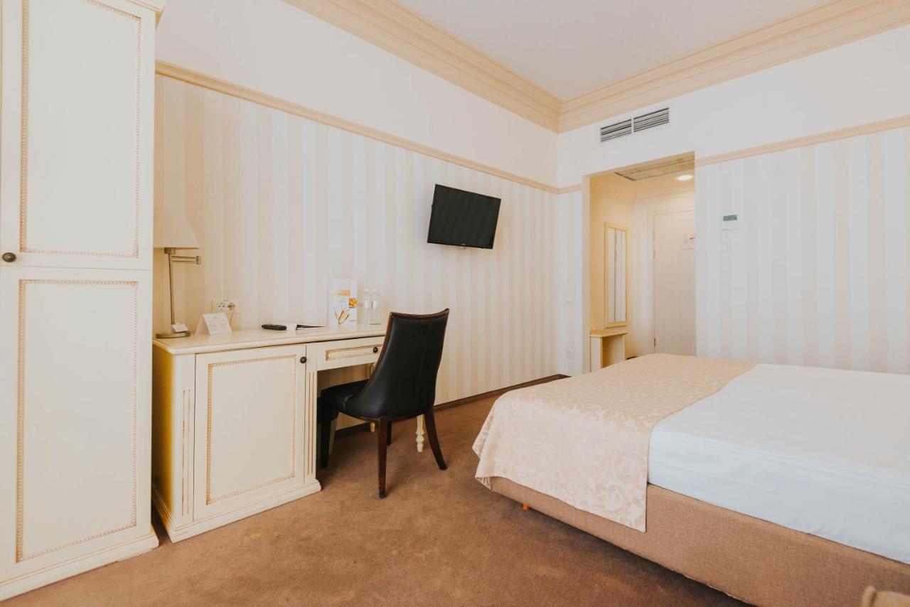 Premier Geneva Hotel Odessa Exterior foto