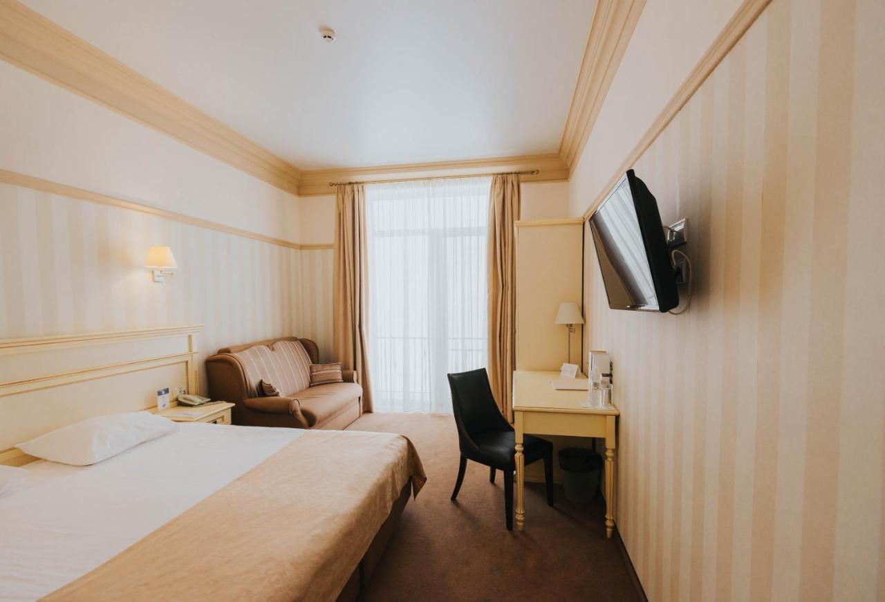 Premier Geneva Hotel Odessa Exterior foto